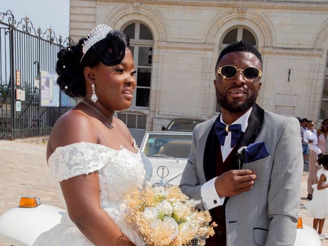 Le mariage de Nelycia  et Aruch à Blois, Loir-et-Cher 39