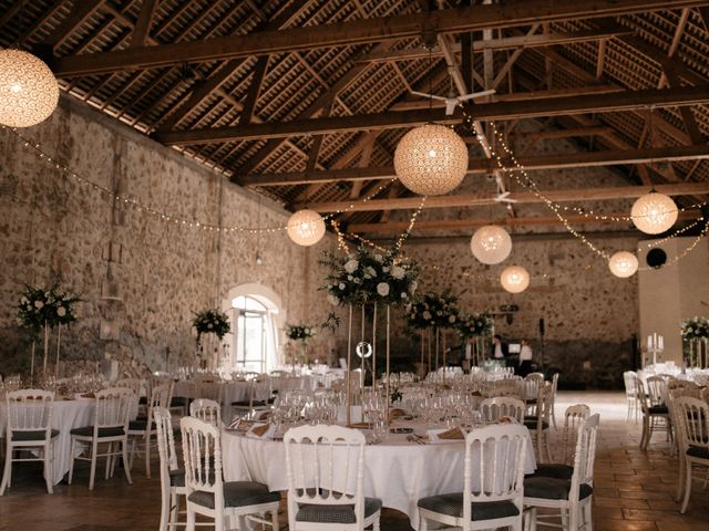 Le mariage de Mallory et Claire à Roiffé, Vienne 17