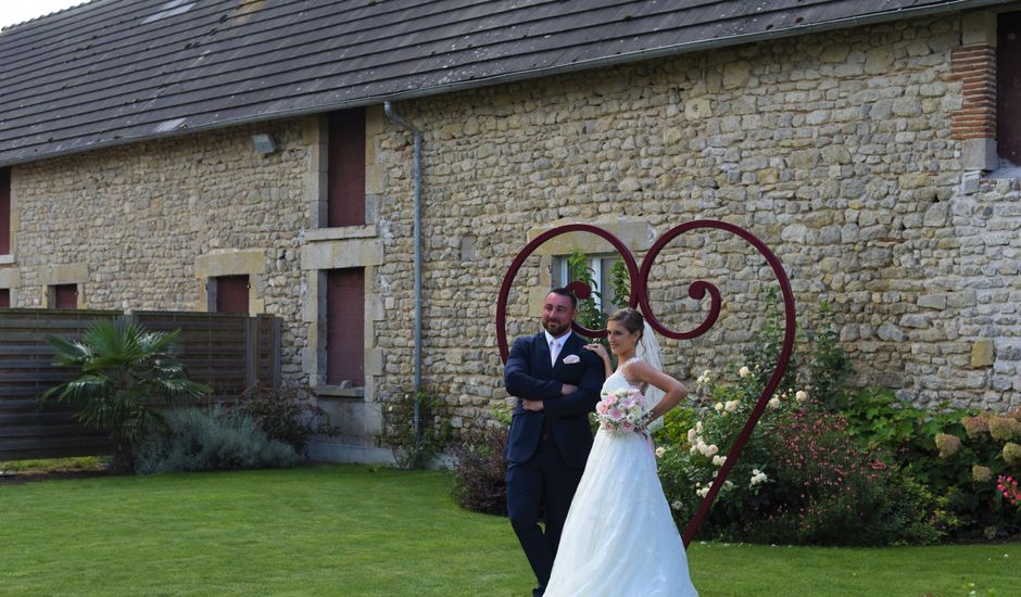 Le mariage de Cédric et Amandine à Saint-Denis-de l'Hôtel, Loiret