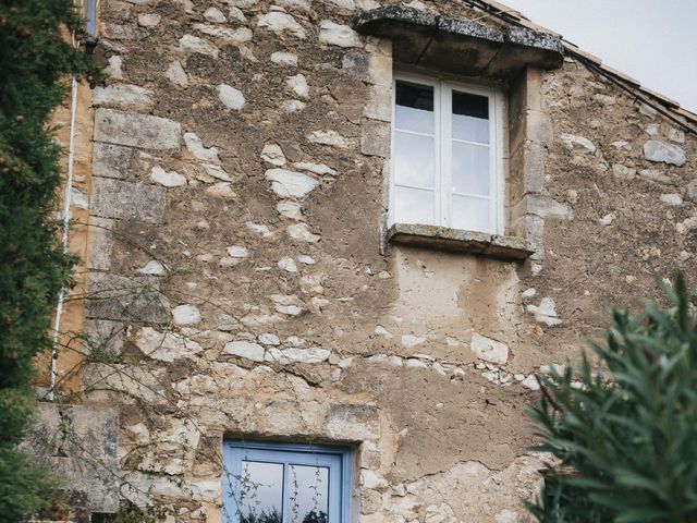 Le mariage de Alexandre et Magali à Rochefort-du-Gard, Gard 9