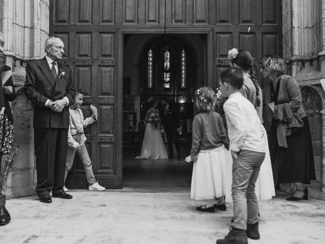 Le mariage de Alexandre et Magali à Rochefort-du-Gard, Gard 99