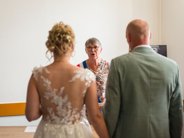 Le mariage de Pierre et Alexandra à Ploumoguer, Finistère 5