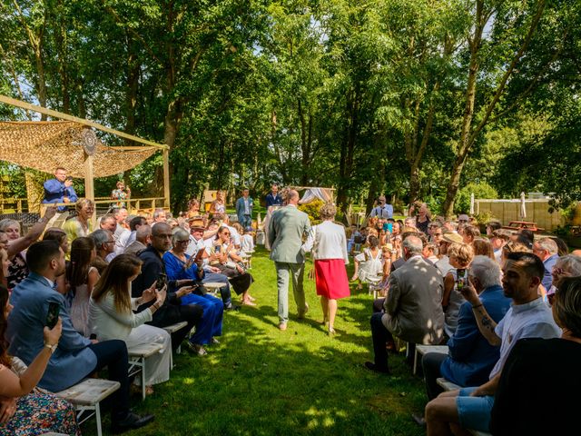 Le mariage de Pierre et Alexandra à Ploumoguer, Finistère 22