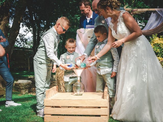 Le mariage de Pierre et Alexandra à Ploumoguer, Finistère 27