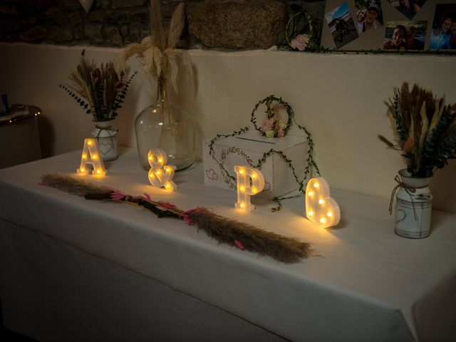 Le mariage de Pierre et Alexandra à Ploumoguer, Finistère 32