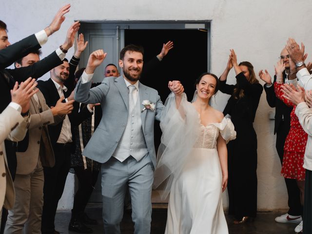 Le mariage de Quentin et Floriane à Grignan, Drôme 59
