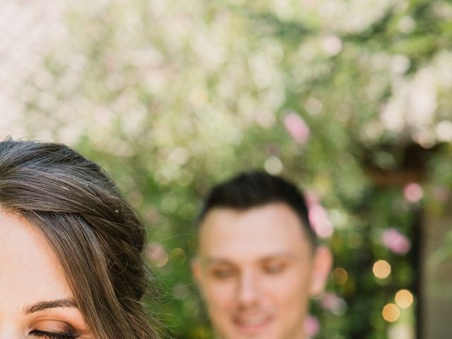 Le mariage de Lucas et Gaby à Althen-des-Paluds, Vaucluse 23