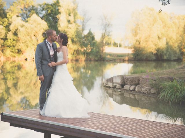 Le mariage de Sylvain et Cindy à Meximieux, Ain 15