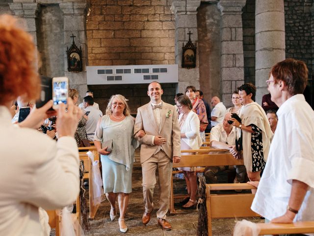 Le mariage de Benji et Manon à Rieutort-de-Randon, Lozère 33