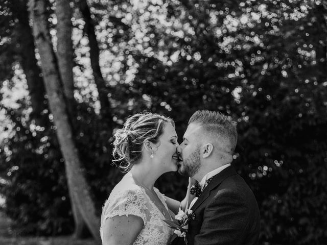 Le mariage de Corentin et Jennifer à Saint-Sixt, Haute-Savoie 35