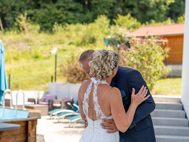 Le mariage de Mickaël et Karine à Pont-de-Roide, Doubs 10