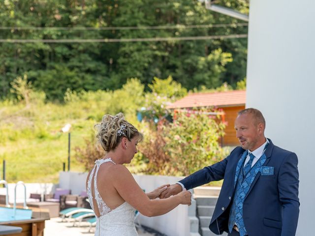Le mariage de Mickaël et Karine à Pont-de-Roide, Doubs 11