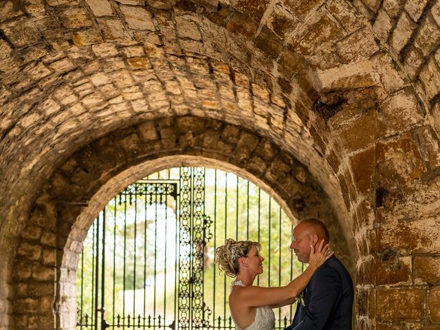 Le mariage de Mickaël et Karine à Pont-de-Roide, Doubs 1