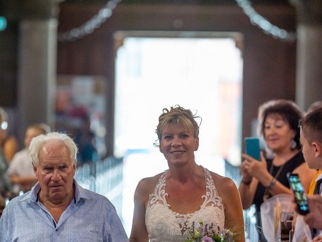Le mariage de Mickaël et Karine à Pont-de-Roide, Doubs 21