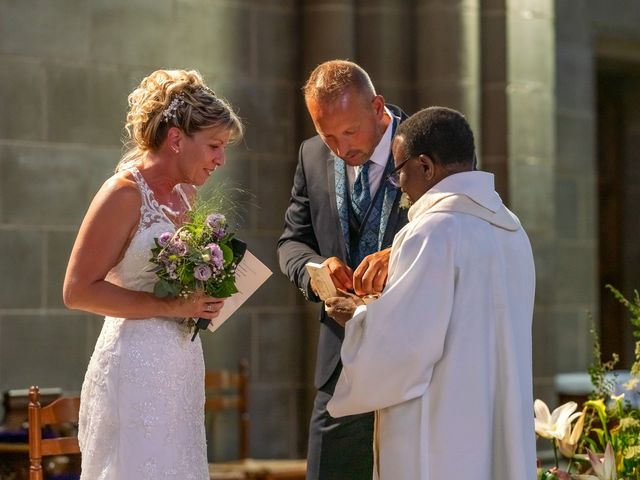 Le mariage de Mickaël et Karine à Pont-de-Roide, Doubs 30