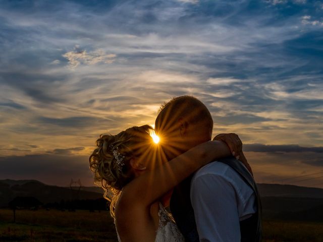 Le mariage de Mickaël et Karine à Pont-de-Roide, Doubs 34