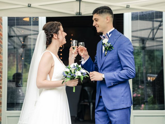 Le mariage de Kâan et Mathilde à Montigny-le-Bretonneux, Yvelines 97