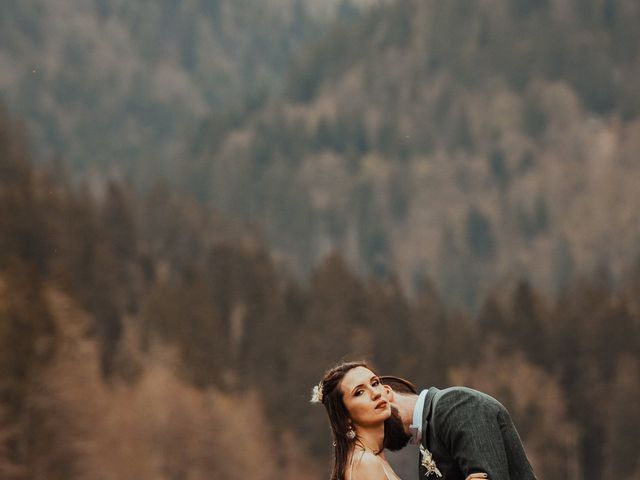 Le mariage de Victor et Honorine à Montriond, Haute-Savoie 38