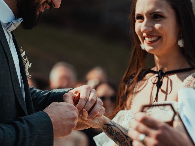 Le mariage de Victor et Honorine à Montriond, Haute-Savoie 67