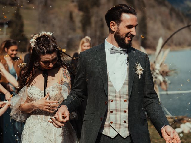 Le mariage de Victor et Honorine à Montriond, Haute-Savoie 74