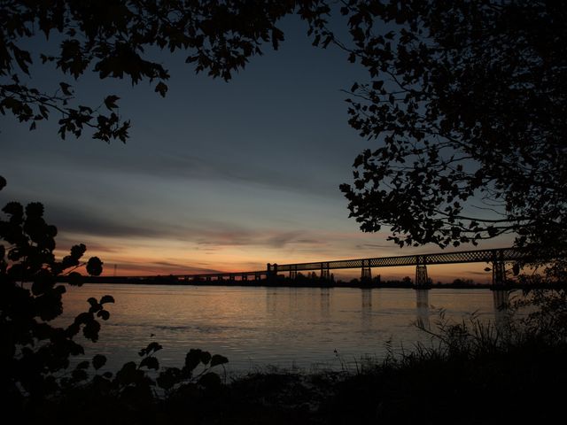 Le mariage de Xavier et Clotilde à Cubzac-les-Ponts, Gironde 14