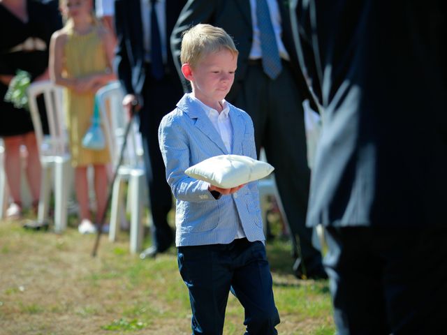 Le mariage de Alex et Sophie à Barneville-Carteret, Manche 14