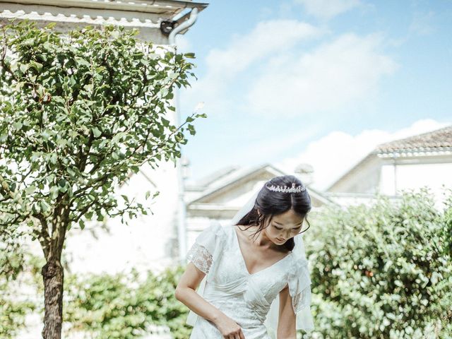 Le mariage de Quentin et Suwan à Saint-Porchaire, Charente Maritime 30