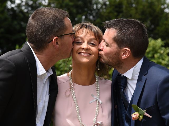 Le mariage de Tony et Hélène à Doué-la-Fontaine, Maine et Loire 4