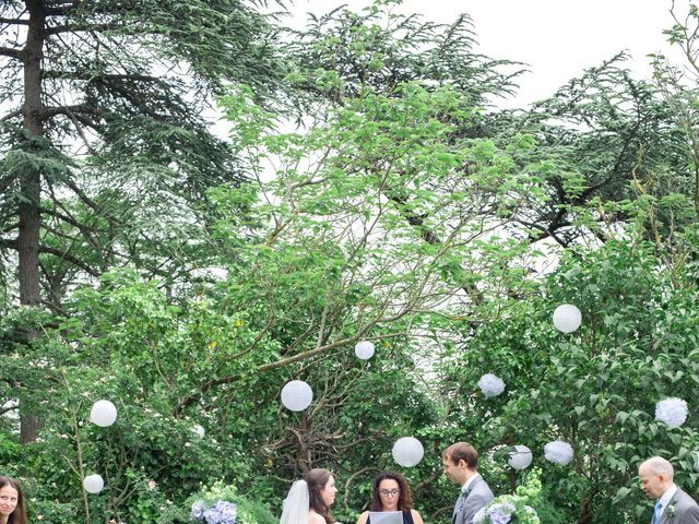 Le mariage de James et Anna à Goudourville, Tarn-et-Garonne 22