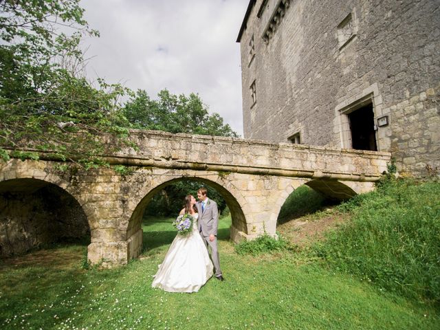 Le mariage de James et Anna à Goudourville, Tarn-et-Garonne 34