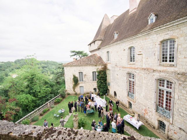 Le mariage de James et Anna à Goudourville, Tarn-et-Garonne 36