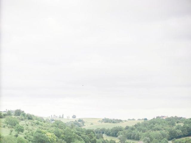 Le mariage de James et Anna à Goudourville, Tarn-et-Garonne 38