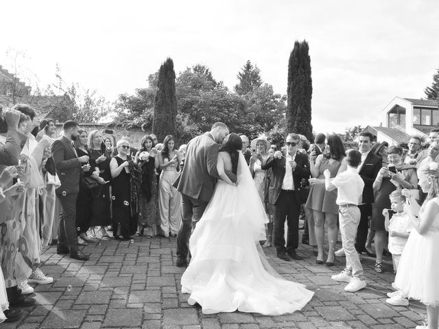 Le mariage de Hubert et Carine à Vienne-en-Arthies, Val-d&apos;Oise 39