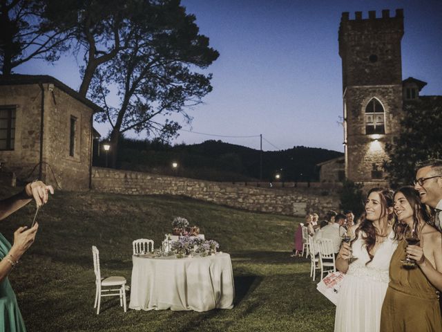 Le mariage de Elena et Claudio à Pérouse, Territoire de Belfort 72