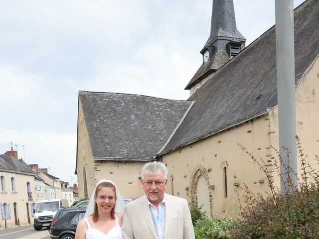 Le mariage de Jeremy et Laura à Ruillé-Froid-Fonds, Mayenne 10