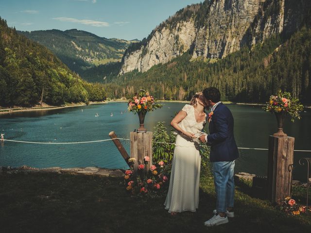 Le mariage de Julien et Pauline à Montriond, Haute-Savoie 71
