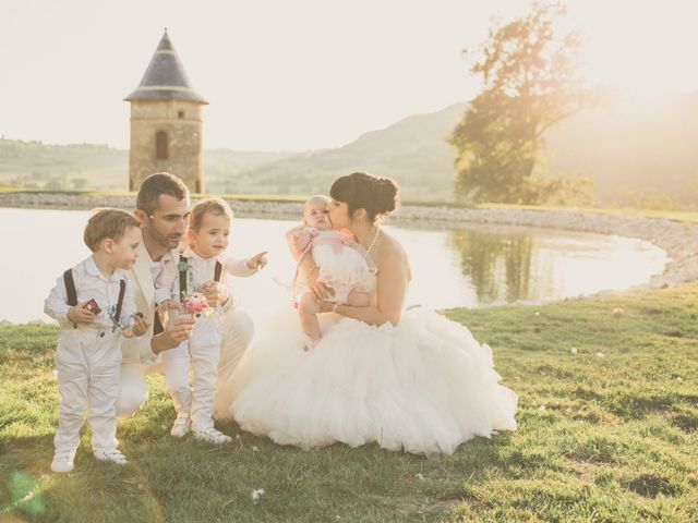 Le mariage de Mickael et Julie à Châbons, Isère 15