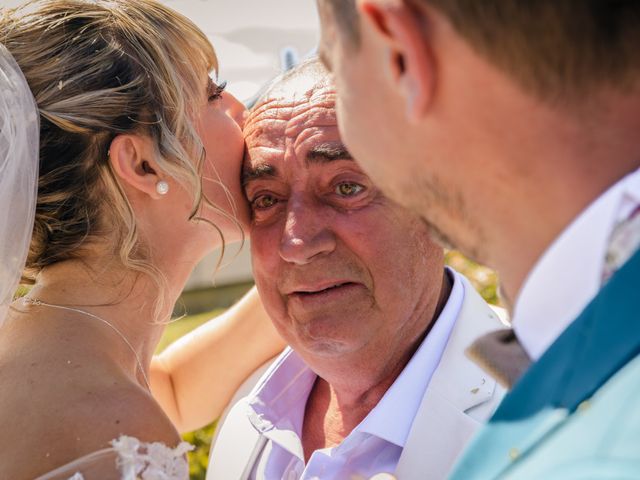 Le mariage de Kevin et Charlène à Ussac, Corrèze 11