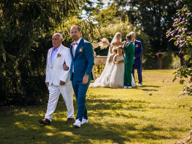 Le mariage de Kevin et Charlène à Ussac, Corrèze 16