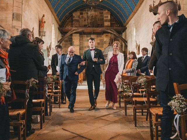 Le mariage de Quentin et Audrey à Pont-l'Abbé, Finistère 56