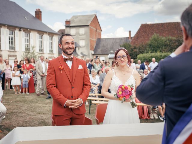 Le mariage de Nicolas et Annabelle à Lubersac, Corrèze 10