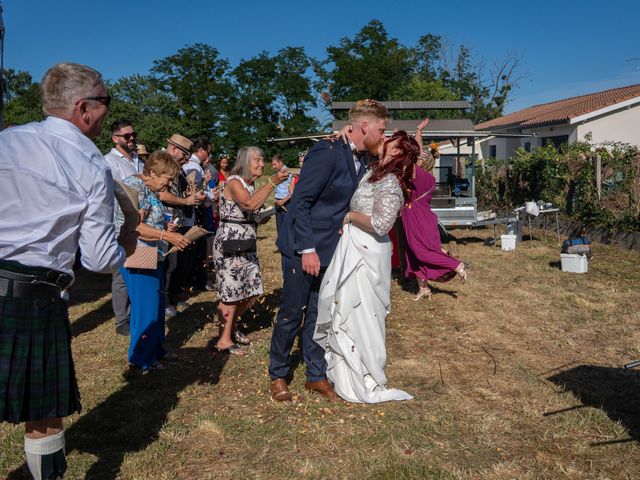 Le mariage de Connor et Perle à Pamiers, Ariège 24