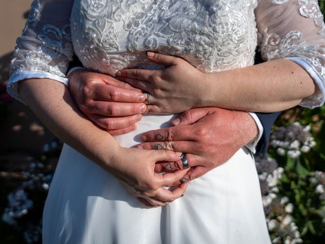 Le mariage de Connor et Perle à Pamiers, Ariège 27
