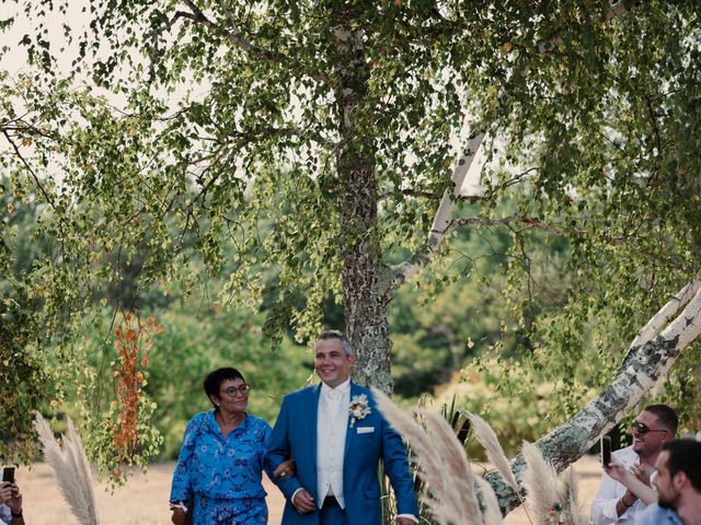 Le mariage de Thomas et Laurianne à Moncrabeau, Lot-et-Garonne 27