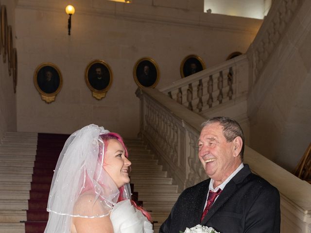 Le mariage de Emmanuelle et Cédric à Bourges, Cher 3