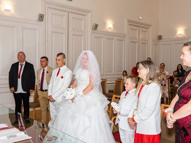 Le mariage de Emmanuelle et Cédric à Bourges, Cher 10