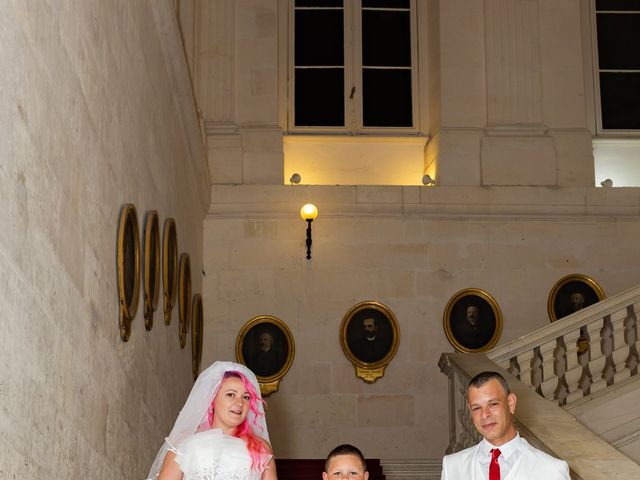 Le mariage de Emmanuelle et Cédric à Bourges, Cher 31