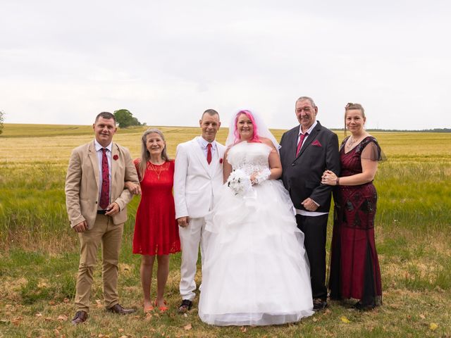 Le mariage de Emmanuelle et Cédric à Bourges, Cher 35