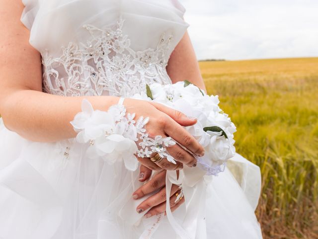 Le mariage de Emmanuelle et Cédric à Bourges, Cher 52