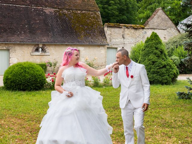 Le mariage de Emmanuelle et Cédric à Bourges, Cher 80